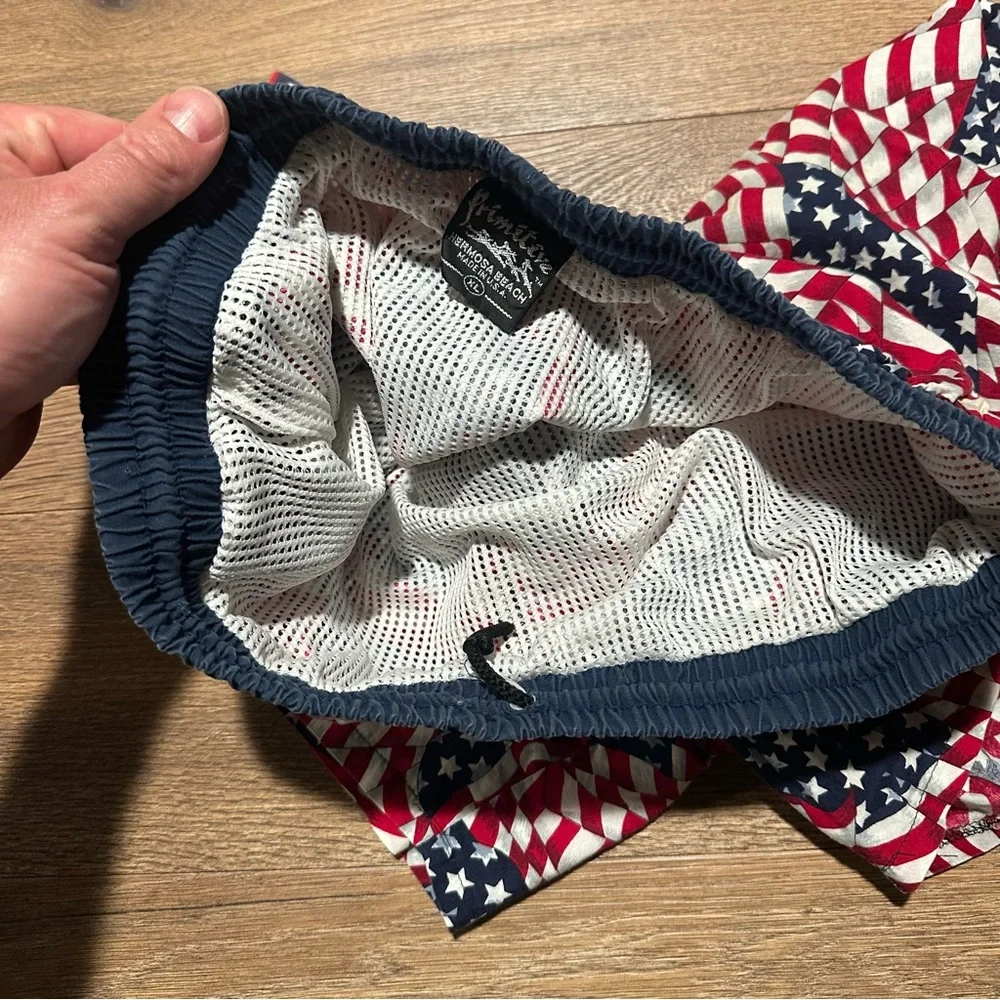Primitive Prints Hermosa Beach Vintage American Flag Swim/Board Shorts Size XL‎